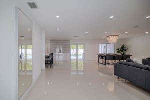 8551 Gatehouse Rd, Plantation, FL 33324 Sold 03/28/25