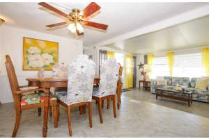 8630 SW 18th Pl, Davie, FL 33324 - MLS#F10485541