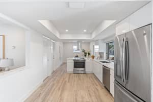 421 SW 71st Ave, Pembroke Pines, FL 33023, Sold 03/17/25