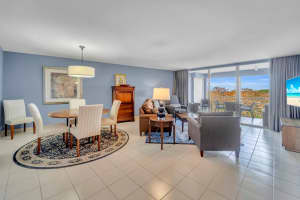 625 Oaks Dr 604, Pompano Beach, FL 33069 Sold 04/11/25