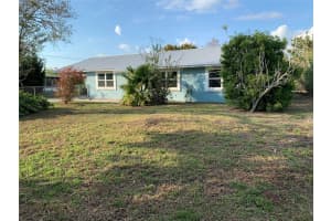 2341 SE 27th St, Taylor Creek, FL 34974 Sold 03/26/25