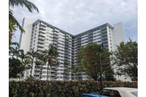 3333 NE 34th St 109, Fort Lauderdale, FL 33308 Sold 06/18/25