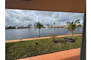 900 SW 10th Ter S-11, Hallandale Beach, FL 33009 Sold 04/14/25