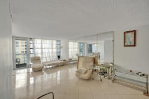 230 174th St 811, Sunny Isles Beach, FL 33160 Sold 03/14/25