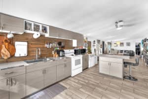 5520 NW 203rd, Miami Gardens, FL 33055, Miami Gardens, FL 33055 - MLS#F10485695