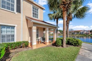 2284 57th Cir 2284, Vero Beach, FL 32966 Sold 04/30/25