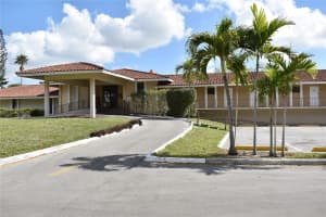 4166 Inverrary Dr 302, Lauderhill, FL 33319 Sold 04/08/25