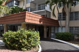 4166 Inverrary Dr 302, Lauderhill, FL 33319 Sold 04/08/25