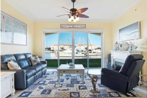 13 Harbour Isle Dr W 105, Fort Pierce, FL 34949 Sold 07/18/25