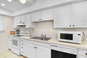 175 SE Saint Lucie Blvd C42, Stuart, FL 34996 Sold 04/28/25