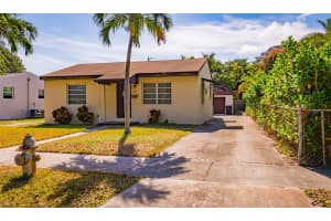 606 Avenida Alegre, West Palm Beach, FL 33405 Sold 02/25/25