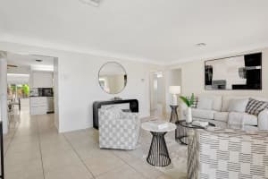 631 SE 11th St, Pompano Beach, FL 33060 Sold 04/23/25