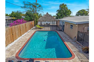 1820 Hillcrest Ave, Lake Worth Beach, FL 33461 Sold 04/21/25