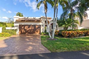 592 Deer Creek Via Verona, Deerfield Beach, FL 33442 Sold 03/18/25
