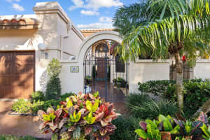 592 Deer Creek Via Verona, Deerfield Beach, FL 33442 Sold 03/18/25