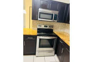 6505 Winfield Blvd B-59, Pompano Beach, FL 33063 Sold 05/23/25