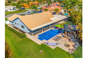 6530 Olde Moat Way, Davie, FL 33331 Sold 07/03/25