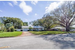 2180 Seville Avenue, Vero Beach, FL 32960 - MLS#F10485996