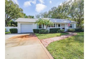 2180 Seville Ave, Vero Beach, FL 32960 - MLS#F10485996