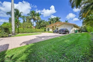 4850 SW 61st Ave, Davie, FL 33314 Sold 05/30/25