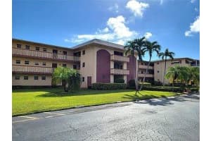 1001 Hillcrest Ct 314, Hollywood