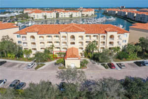 12 Harbour Isle Dr W 103, Fort Pierce, FL 34949 Sold 06/20/25