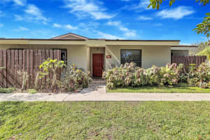 62 Meadows Drive, Boynton Beach, FL 33436 Sold 04/30/25
