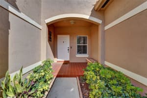 7633 N Southwood Cir 7633, Davie, FL 33328 Sold 05/19/25