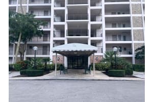 3150 N Palm Aire Dr 704, Pompano Beach, FL 33069 Sold 08/20/25