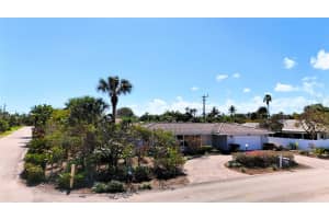 2880 NE 45th St, Lighthouse Point, FL 33064 Sold 04/17/25