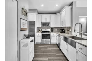 4732 Lago Vista Dr 4732, Coconut Creek, FL 33073 Sold 04/30/25