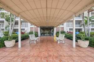 3300 N Palm Aire Dr 610, Pompano Beach, FL 33069 Sold 04/28/25