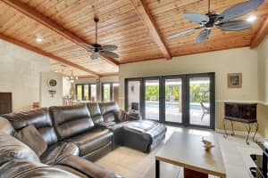 7801 NW 5th Pl, Plantation, FL 33324 Sold 04/17/25