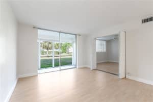 9523 S Hollybrook Lake Dr 107, Pembroke Pines, FL 33025 - MLS#F10486465