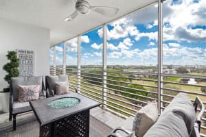3520 Oaks Way 910, Pompano Beach, FL 33069 Sold 05/27/25