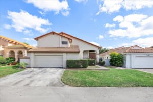 17613 NW 61st Ct, Hialeah, FL 33015 Sold 03/26/25