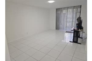 10401 W Broward Blvd 102, Plantation, FL 33324 Sold 08/14/25