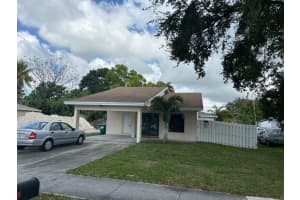 2461 NW 14th St, Fort Lauderdale, FL 33311 Sold 04/15/25