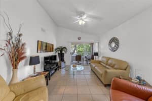 2811 N Oakland Forest Dr 202, Oakland Park, FL 33309 Sold 05/07/25