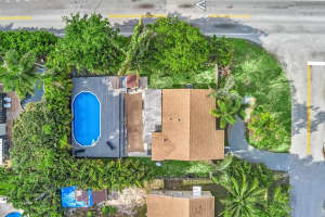 1600 NW 2nd Ave, Fort Lauderdale, FL 33311 - MLS#F10486683