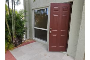 860 SE 6th Ave 206, Deerfield Beach, FL 33441 Sold 06/17/25