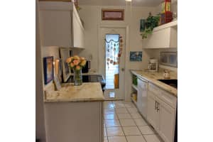 2755 NE 28th Ave A3, Lighthouse Point, FL 33064 - MLS#F10486729
