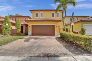 1069 NE 41st Ave, Homestead, FL 33033 Sold 05/08/25