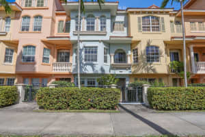 2506 Gardens Pkwy, Palm Beach Gardens, FL 33410 - MLS#F10486782