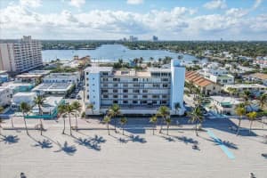 300 Oregon St 201, Hollywood, FL 33019 Sold 04/01/25