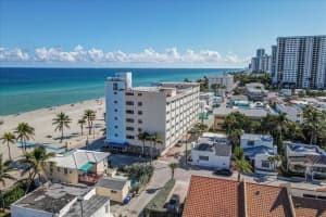 300 Oregon St 201, Hollywood, FL 33019 Sold 04/01/25