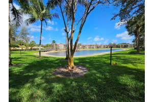6708 Coral Lake Dr 6708, Pompano Beach, FL 33063 Sold 11/18/25