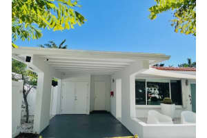 1910 NE 17th Ter, Fort Lauderdale, FL 33305 - MLS#F10486864