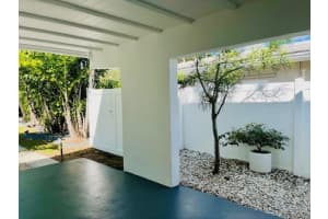1910 NE 17th Ter, Fort Lauderdale, FL 33305 - MLS#F10486864