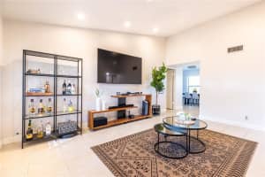 1 S Via De Casas Sur 203, Boynton Beach, FL 33426 Sold 06/30/25